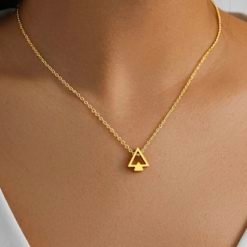 collier pendentif triangle