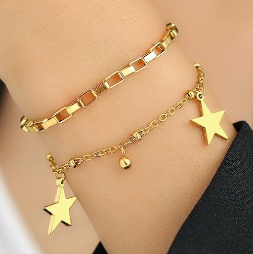 Bracelet Breloques Tendance 2024 DES BIJOUX FANTAISIE   Bracelet Breloques Tendance 2024 